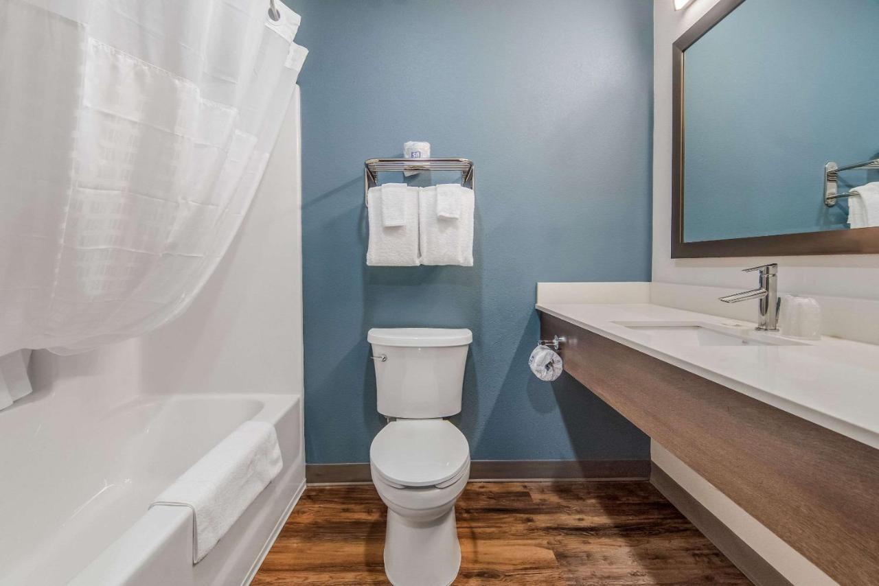 Woodspring Suites North Ft Worth Alliance Tx Speedway Форт-Уэрт Экстерьер фото