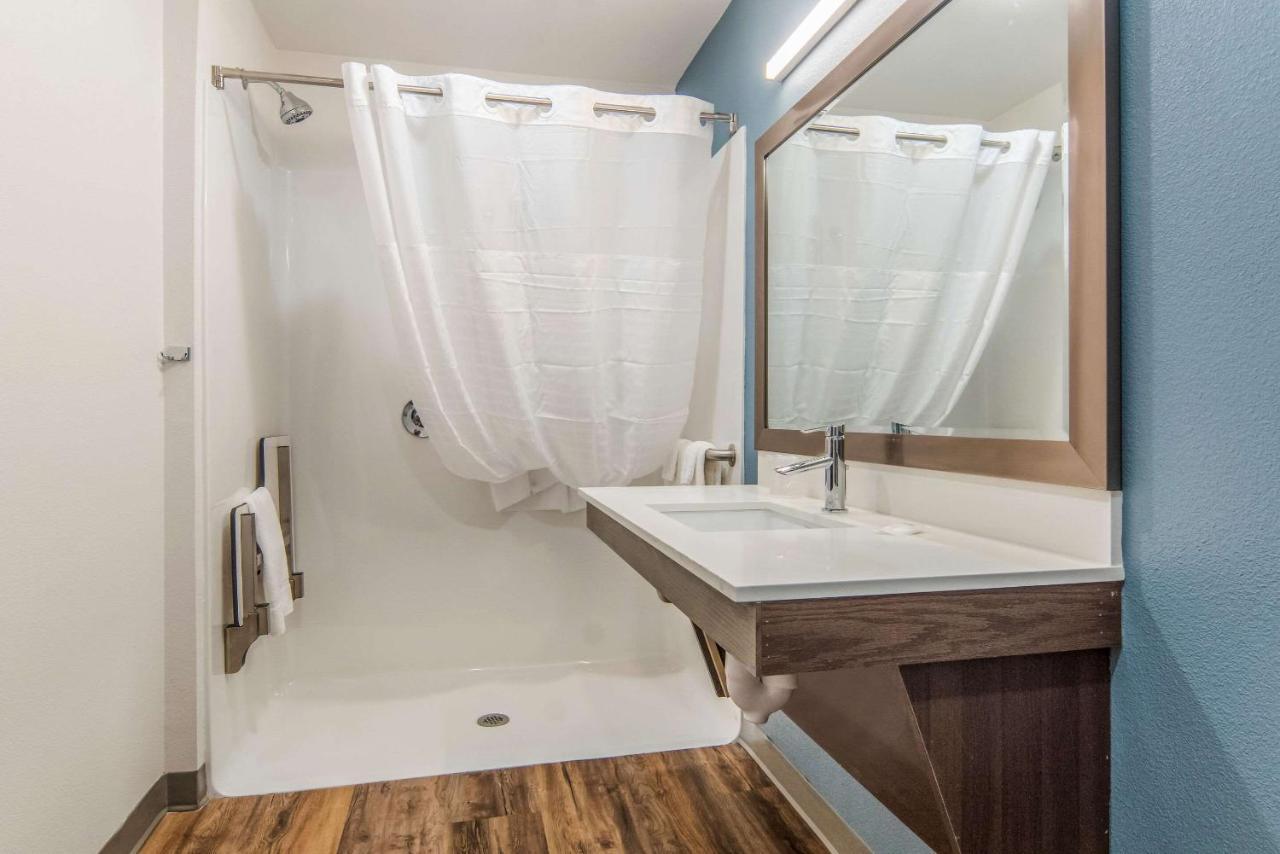 Woodspring Suites North Ft Worth Alliance Tx Speedway Форт-Уэрт Экстерьер фото